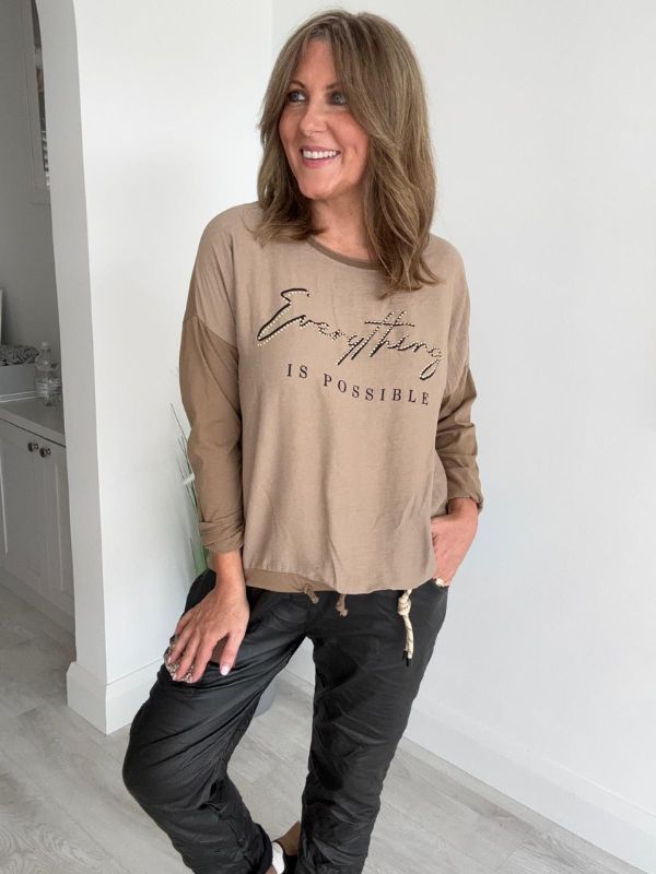 Everything Is Possible Graphic Top – Black (One Size 8–18)