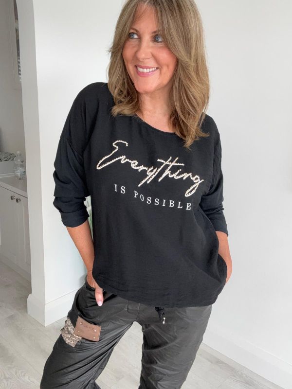 Everything Is Possible Graphic Top – Black (One Size 8–18)
