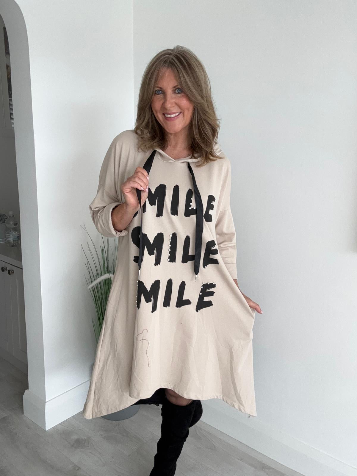 Oversized Hoodie Dress with “Smile” Print – Free Size (10-18)