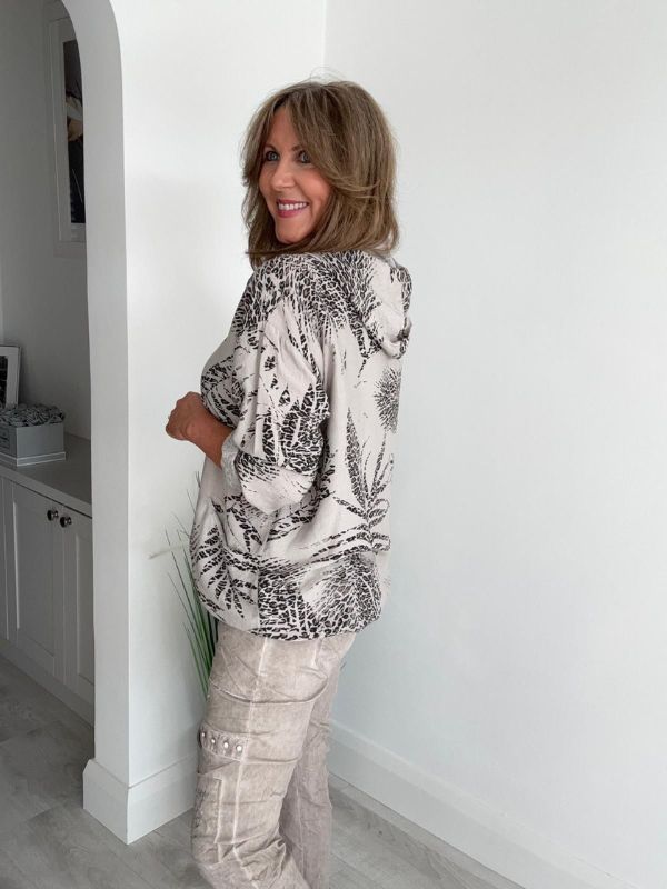 Leaf Print Zip Front Hoodie Top with hood and zip closure, free size fit (10–18), designed in lightweight fabric for casual everyday wear.