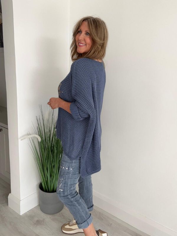 Serendipity oversized jumper in soft waffle knit with gold script, one size UK 10–20