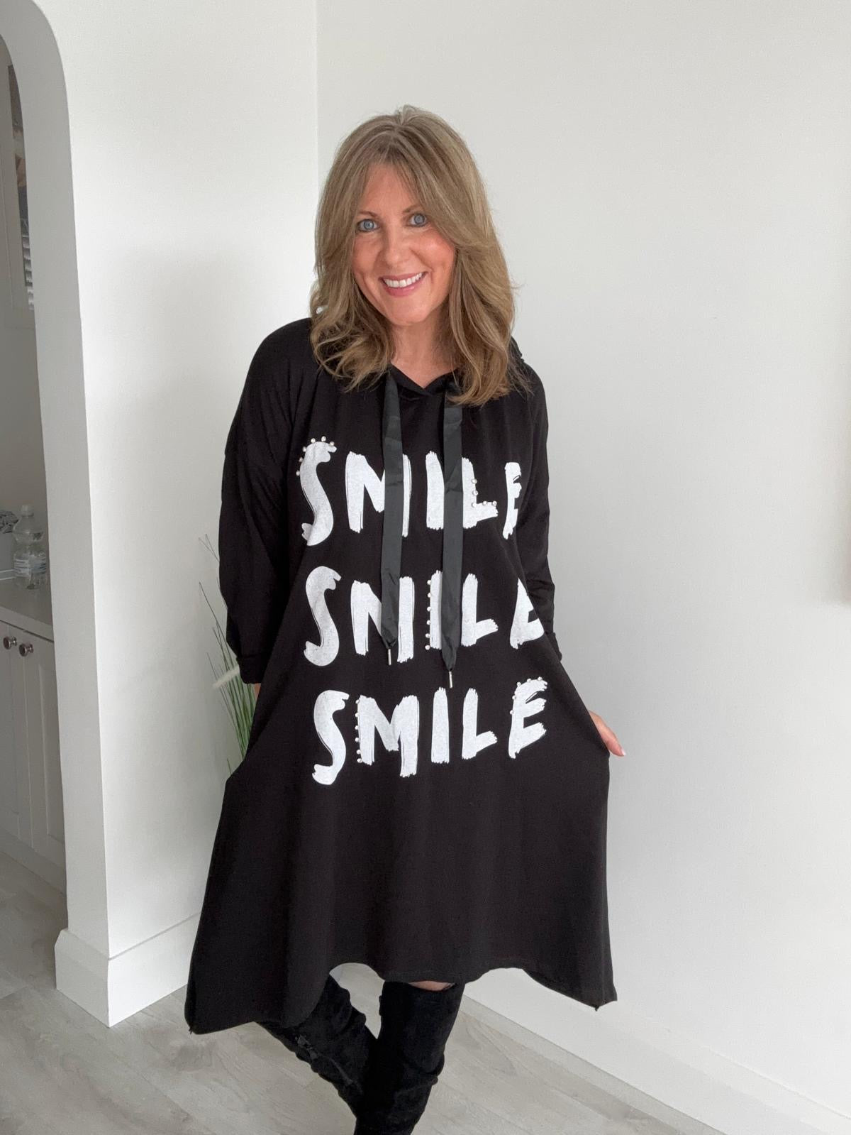 Oversized Hoodie Dress with “Smile” Print – Free Size (10-18)
