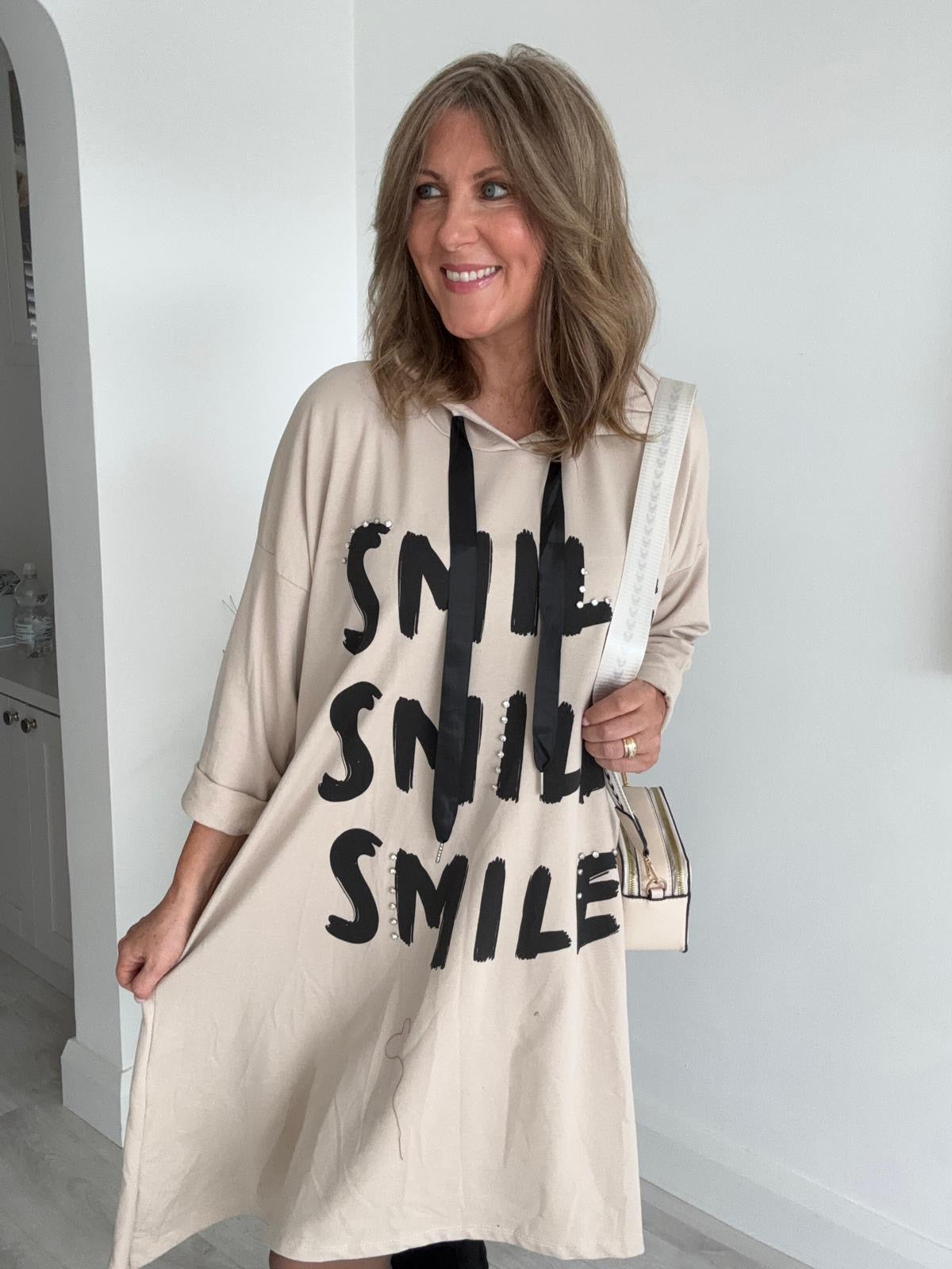 Oversized Hoodie Dress with “Smile” Print – Free Size (10-18)