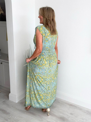 Paisley print magic waist dress – flowing fabric, free size fits UK 8–20, perfect for spring and summer.