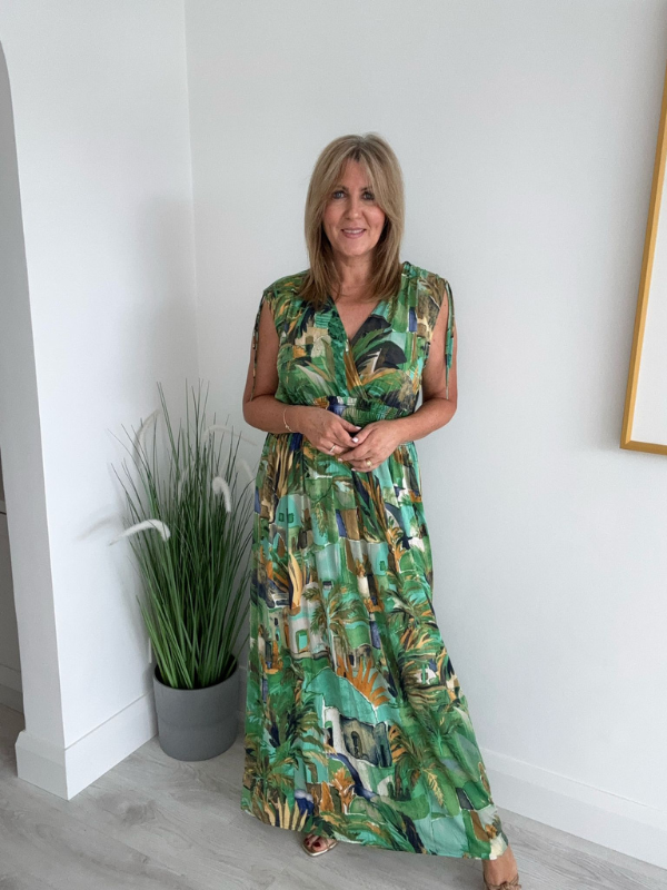 Long tropical print magic dress , one-size fit for spring and summer"