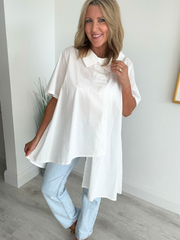 Vintage asymmetric button down shirt with abstract solid color and classic collar – fits sizes 8 to 20